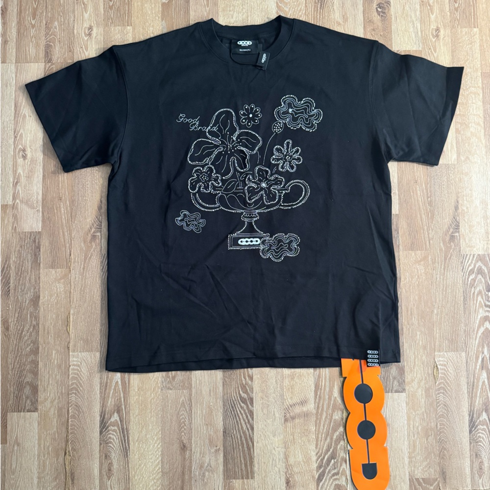 Goodbrand Black Graphic Tee Size XL Flower Print Streetwear tshirt